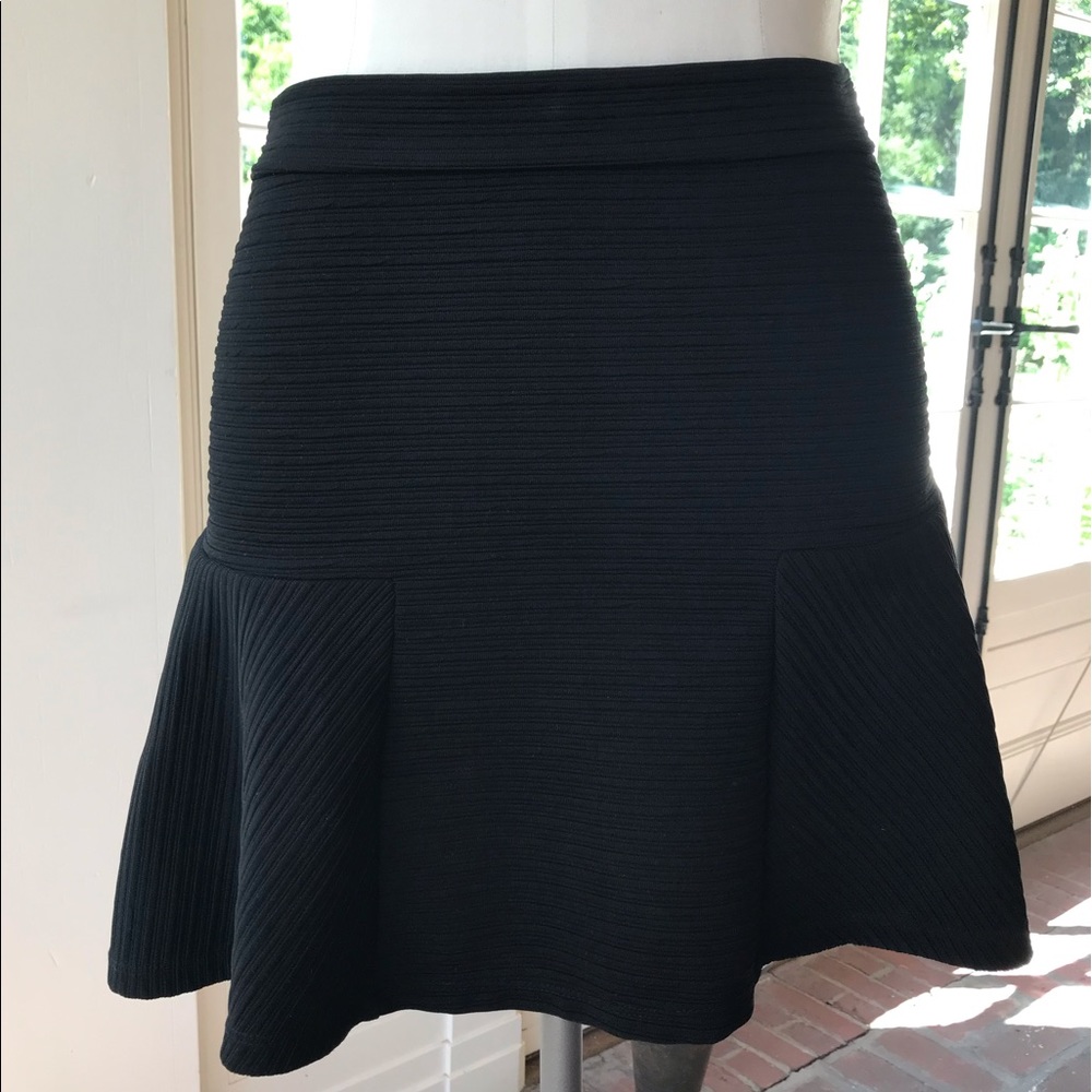 black skirt